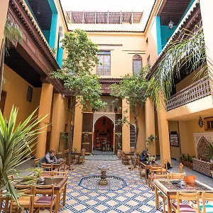 Medina Social Club Pensión
